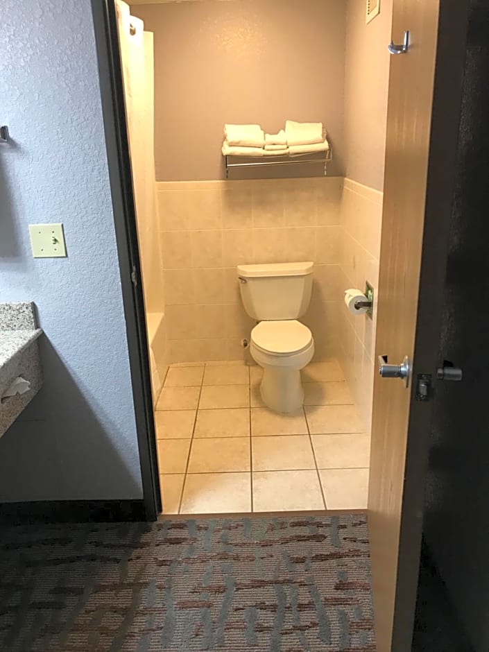 AmericInn by Wyndham Ankeny/Des Moines