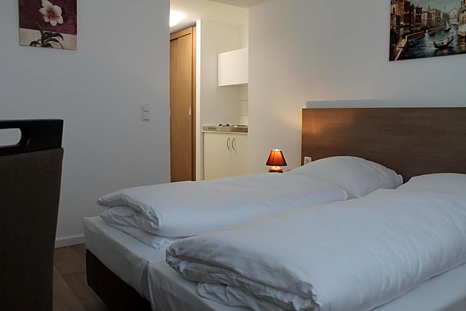 Apartment Hotel am Sand 24H