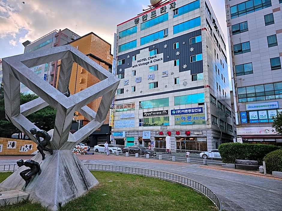 Gimhae Jangyu Check hotel