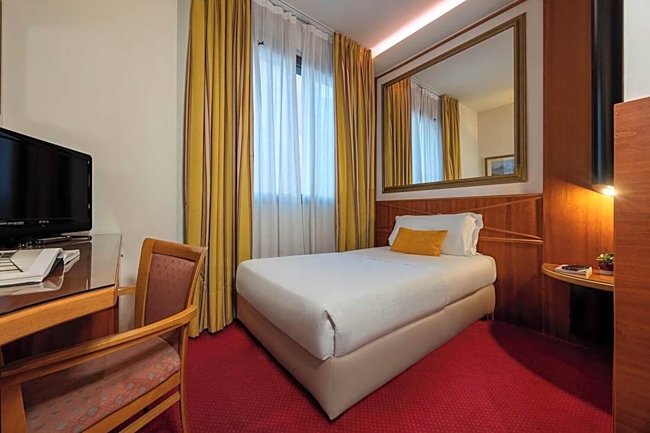 Photo 1 of 5 of Economy 1 Twin Bed, Mobility Accessible