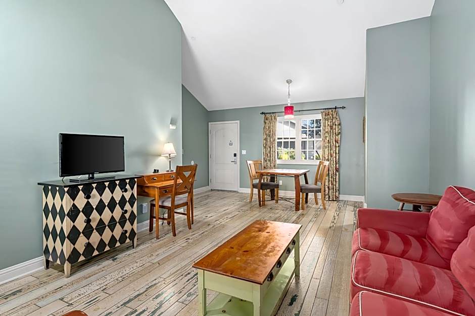 Cambria Pines Lodge