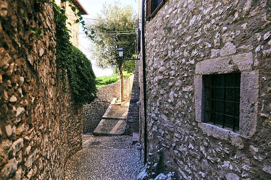 Albergo Diffuso Crispolti