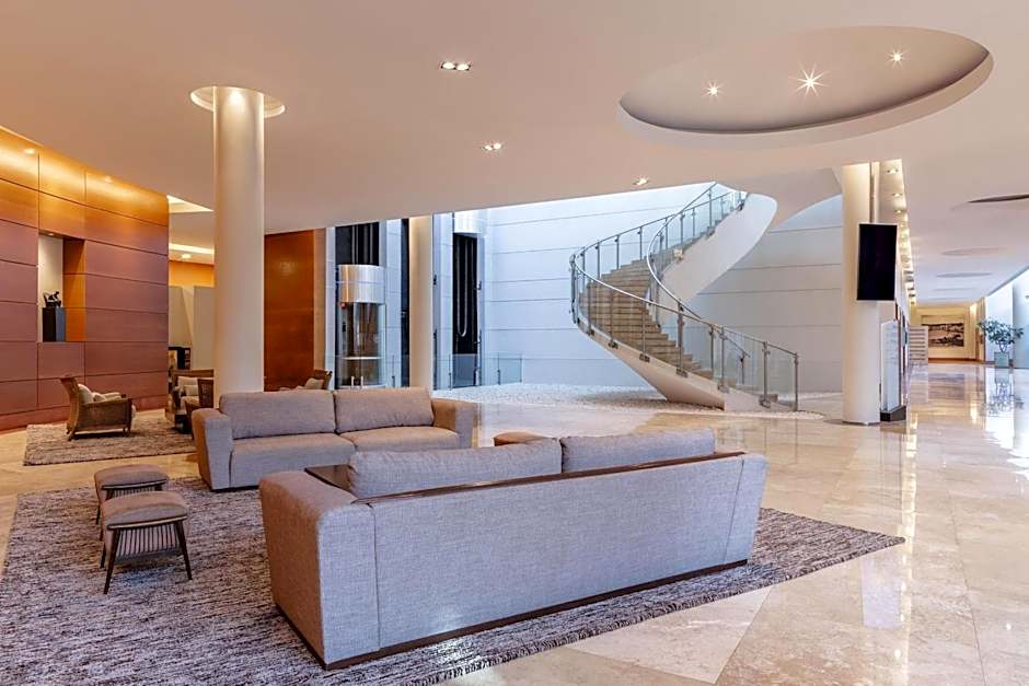 Sheraton Miramar Hotel & Convention Center