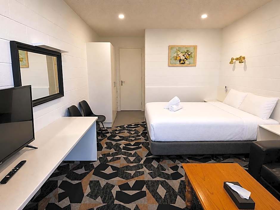 Pathfinder Motel
