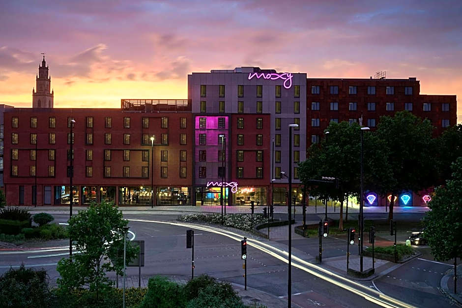 Moxy Bristol