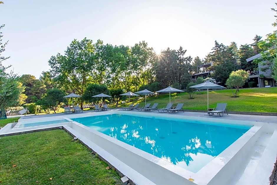 Sani More & Sani Woods