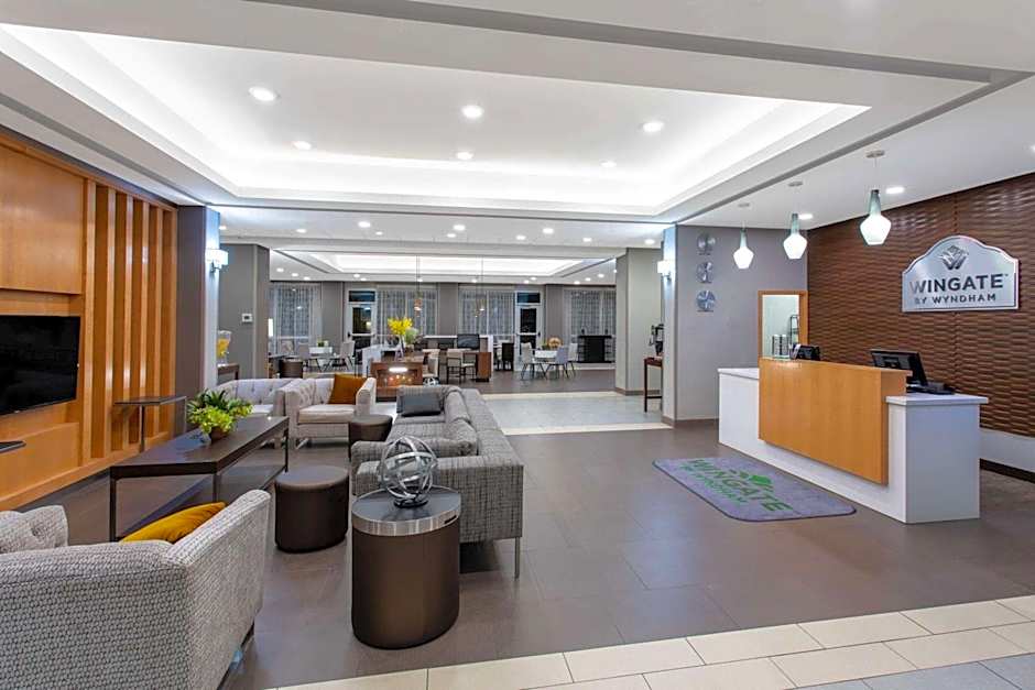 Hawthorn Extended Stay by Wyndham Loveland