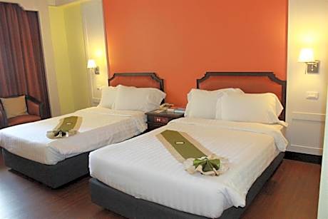Deluxe Double or Twin Room