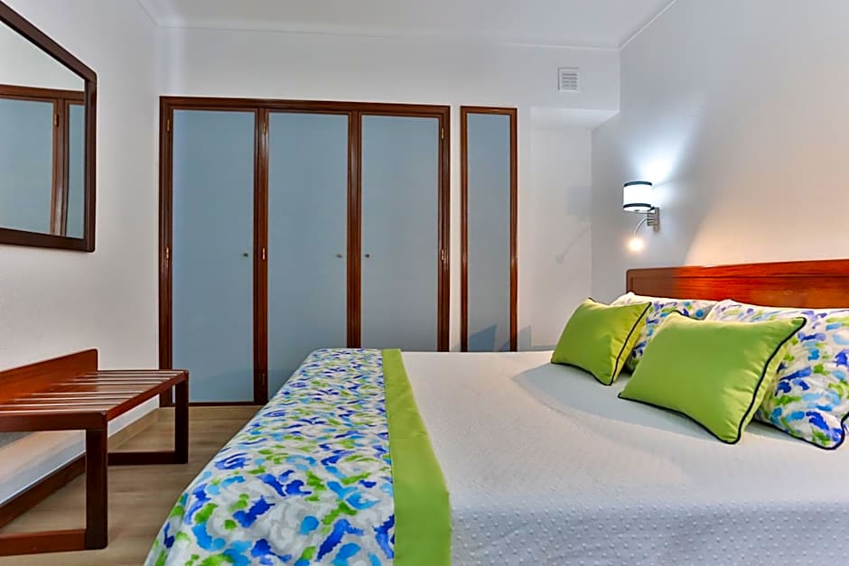 Hotel Arangues