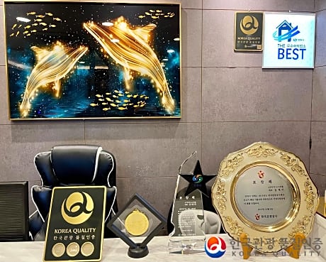 Changwon AT Business Hotel