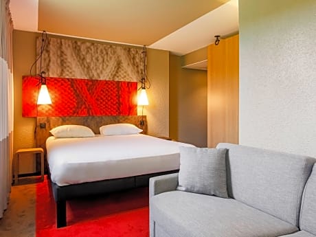 Family Room with double bed and a sofa bed