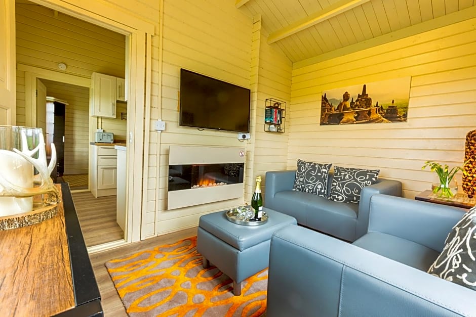 The Retreat Log Cabin