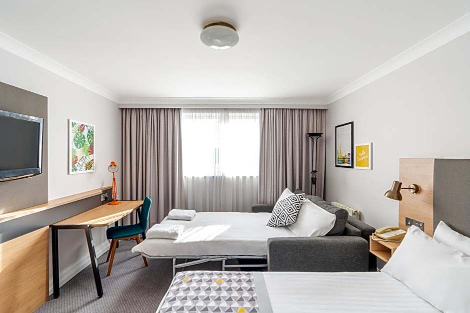 Holiday Inn Hemel Hempstead M1 Jct. 8 By IHG