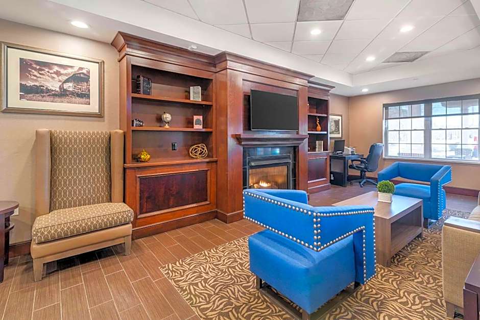 Comfort Inn & Suites