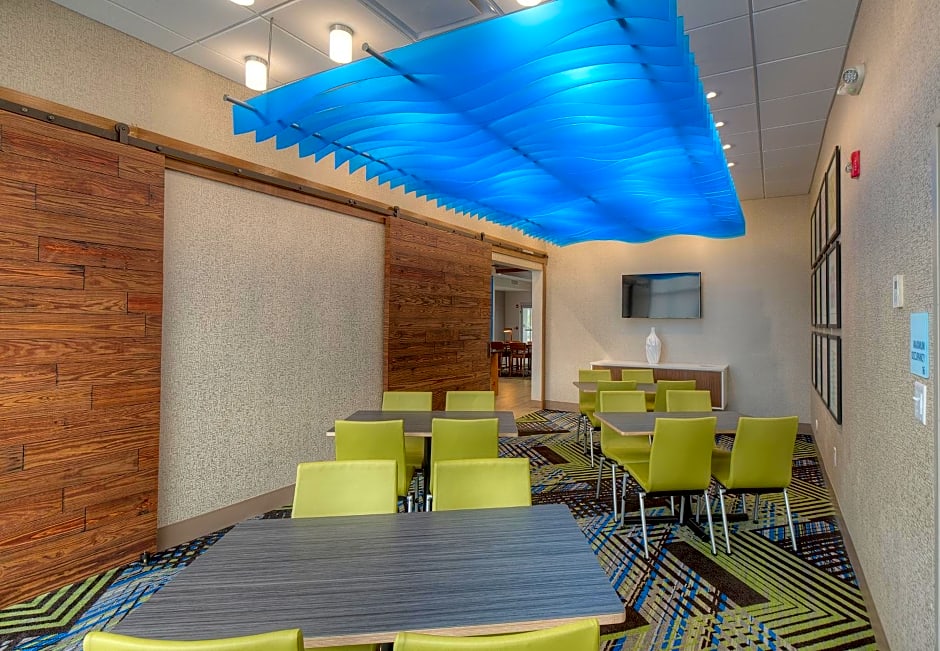 Holiday Inn Express & Suites - Fort Mill By IHG