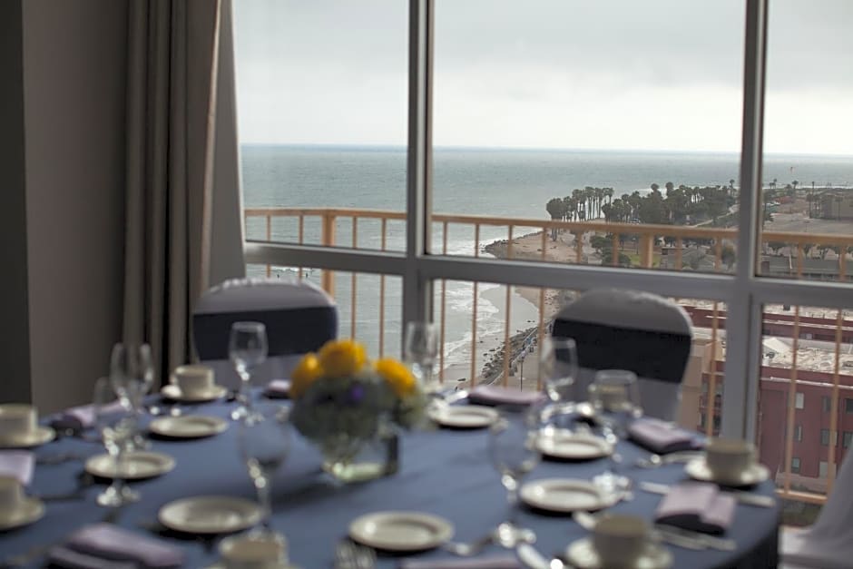 Crowne Plaza Hotel Ventura Beach