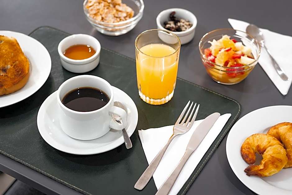 Gran Hotel Brisas del Hum