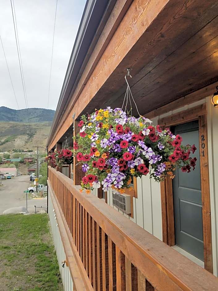 406 Lodge at Yellowstone