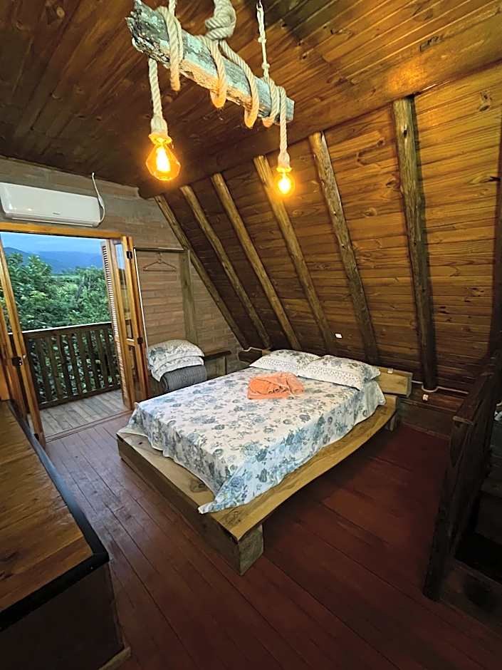 HOSPEDAGEM LA NO SITIO