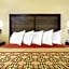 Days Inn by Wyndham Columbus-North Fort Moore