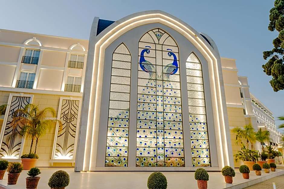 The Arkin Colony Hotel