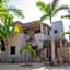 Pure Baja Private Suites-Upscale Property with Infinity Pool and Lush Gardens