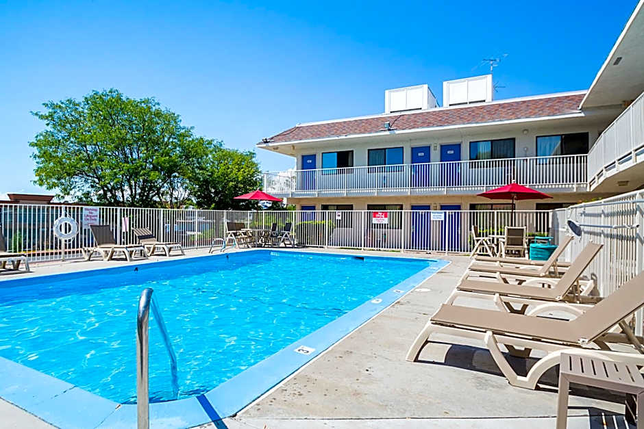 Motel 6-Pueblo, CO - I-25