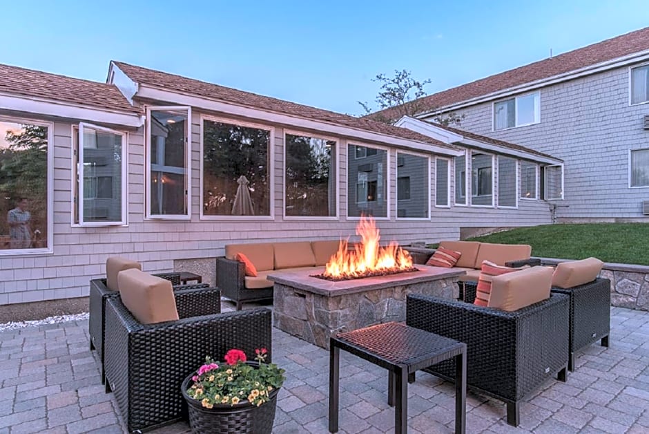 Rockport Inn and Suites