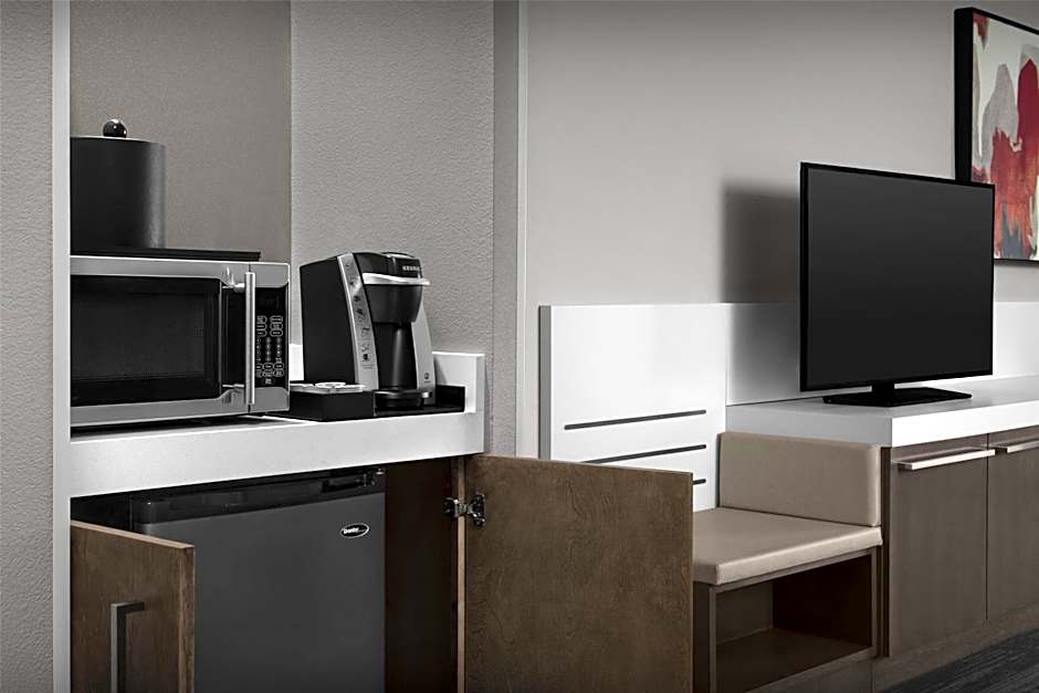 Hilton Garden Inn Charlotte Waverly