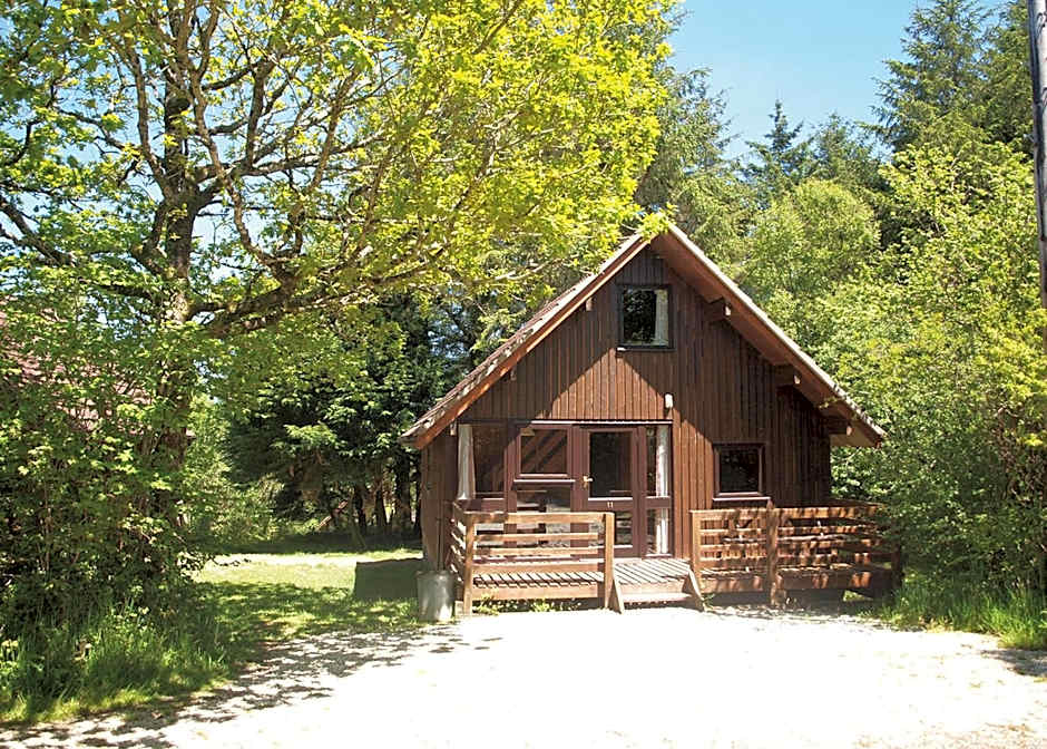Eastcott Lodges