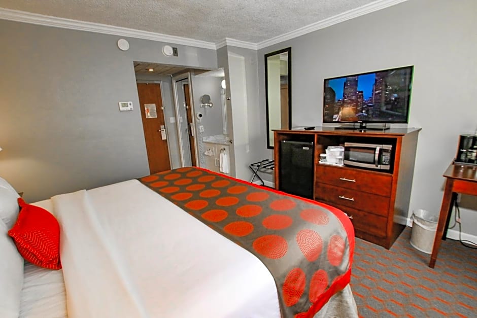 Ramada Hotel & Conference Center by Wyndham Lewiston
