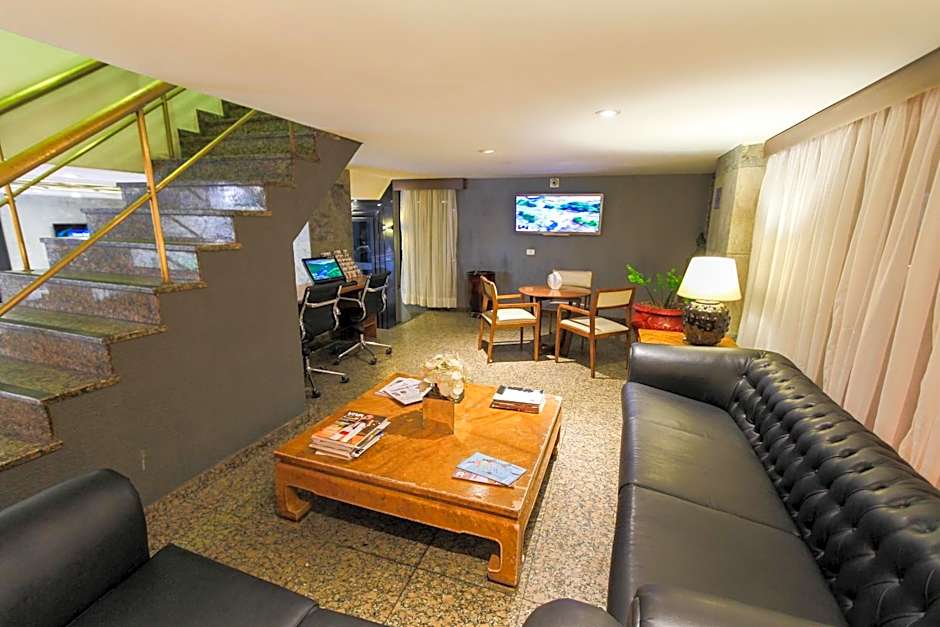 Hotel Plaza Apolo