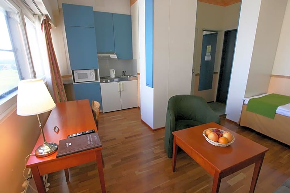 Skyline Airport Hotel