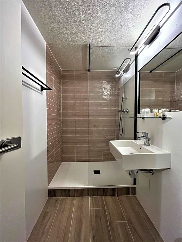 Kyriad Aeroport Marseille