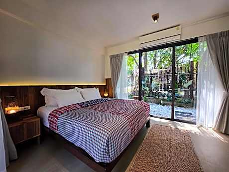 Rice Field Family Villa