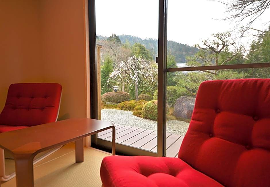 Japanese Ryokan Seryo