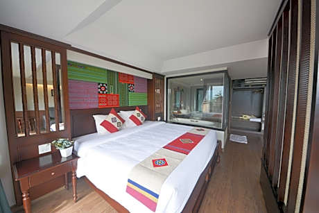 Junior Suite with Mountain View