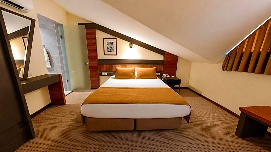 Lycus River Thermal Hotel