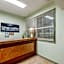 Knights Inn - Bracebridge, ON