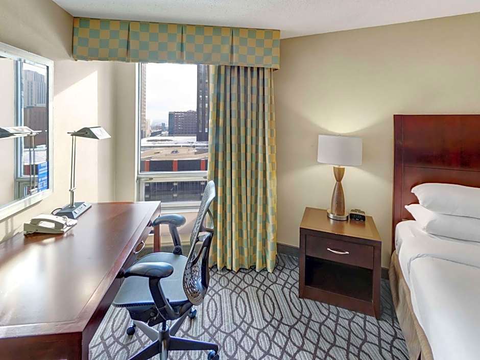 DoubleTree By Hilton St. Paul City Center, Mn