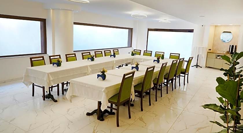 Mira Hotel Alsancak