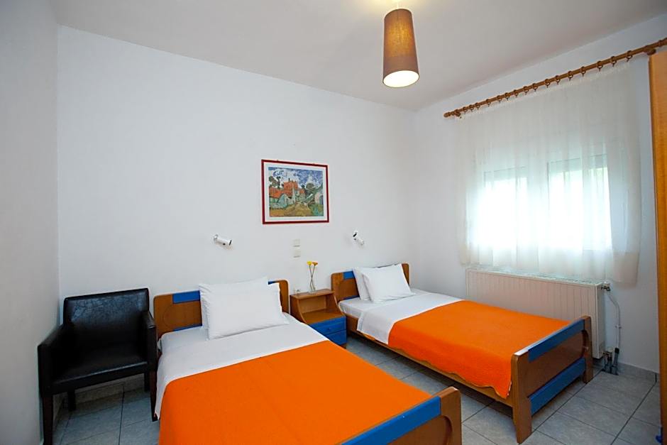 Yiouli Hotel