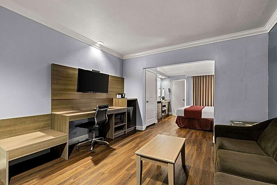 Best Western Moreno Hotel & Suites