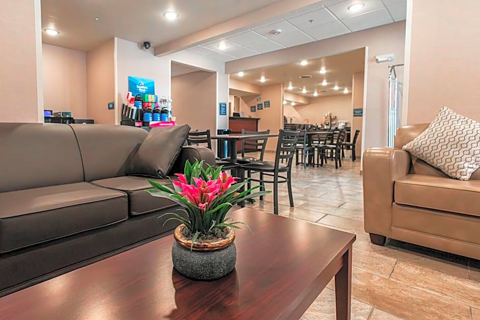 Cobblestone Inn & Suites - Big Lake