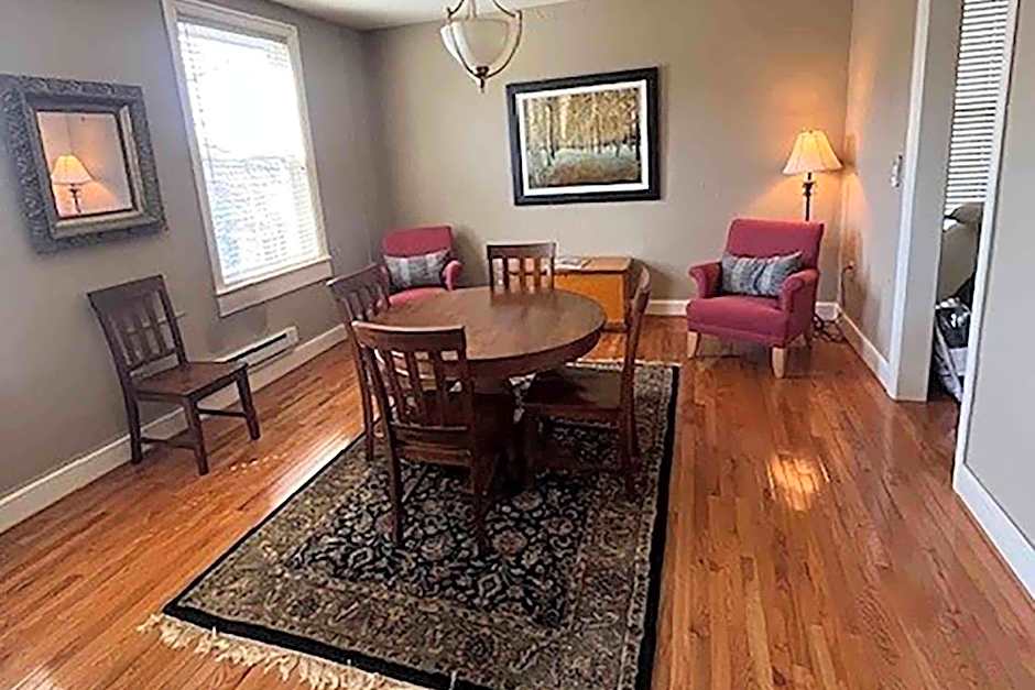 James Buchanan Hotel, Trademark Collection by Wyndham