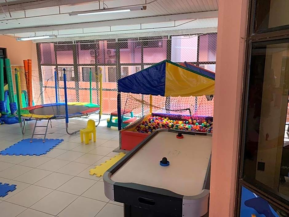 Jurerê Beach Village - Flat na Praia