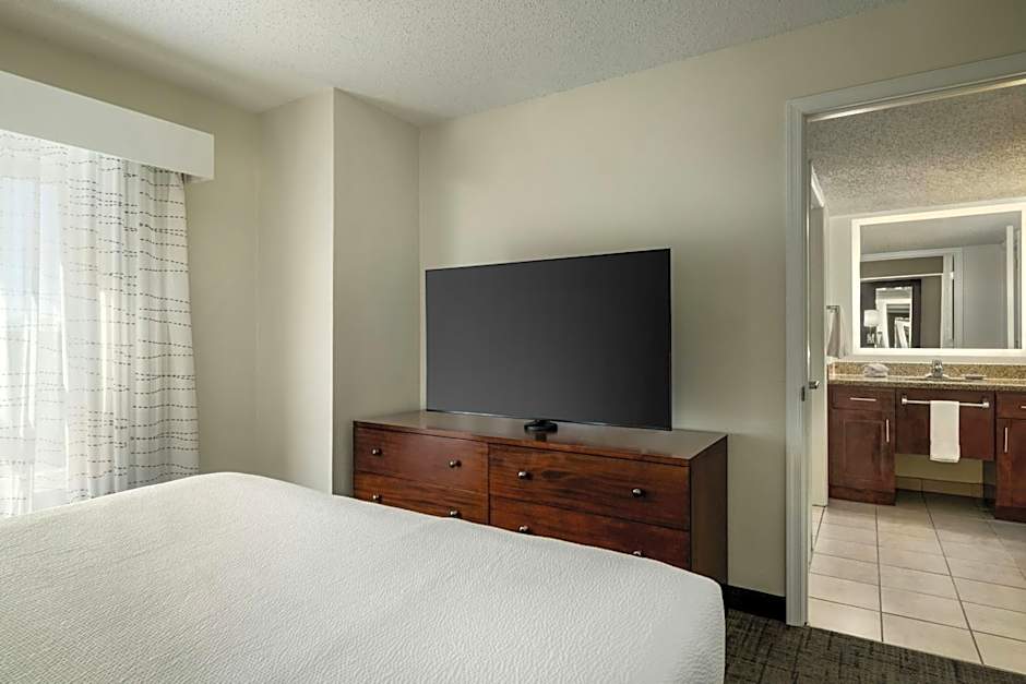 Photo 1 of 4 of 1 Bedroom Suite