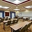 Country Inn & Suites by Radisson, St. Petersburg - Clearwater, FL