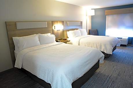 Queen Suite with Two Queen Beds and Sofa Bed