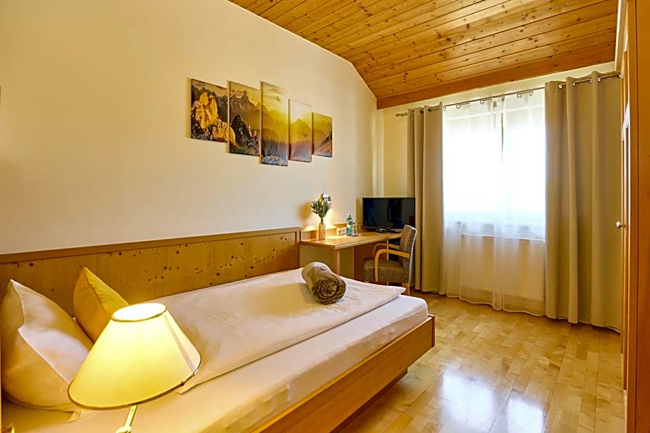 Airport-Hotel Fortuna